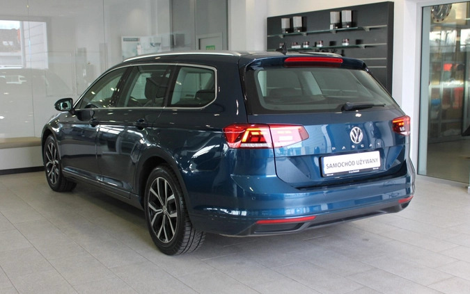 Volkswagen Passat cena 89900 przebieg: 94000, rok produkcji 2019 z Wasilków małe 301